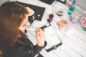 営業職で「もう限界」と感じた時の転職の進め方は？