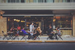 営業で客先回りが多忙なあなたが辞めたい理由とは？