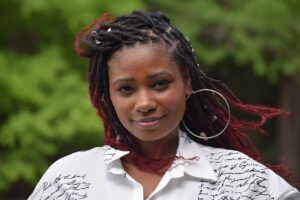 20代営業がブラック企業で直面する問題の解決策は？