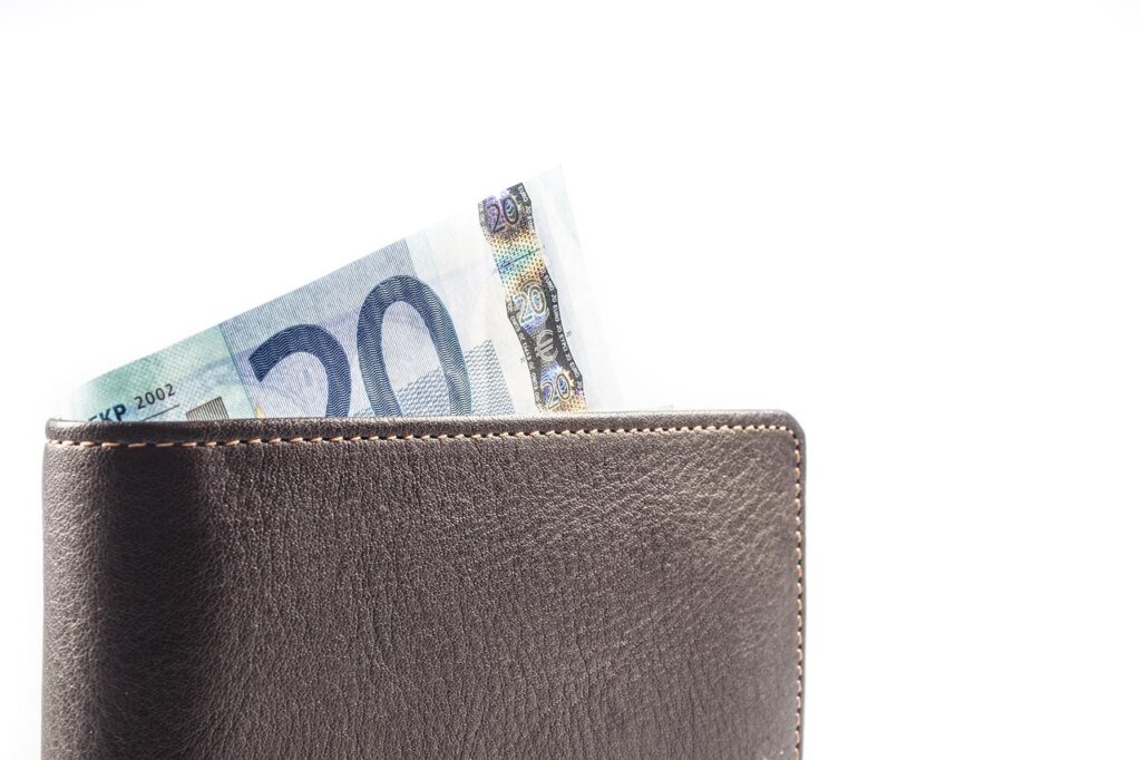 20代が営業職で土日休みの仕事に転職する際のポイントは？